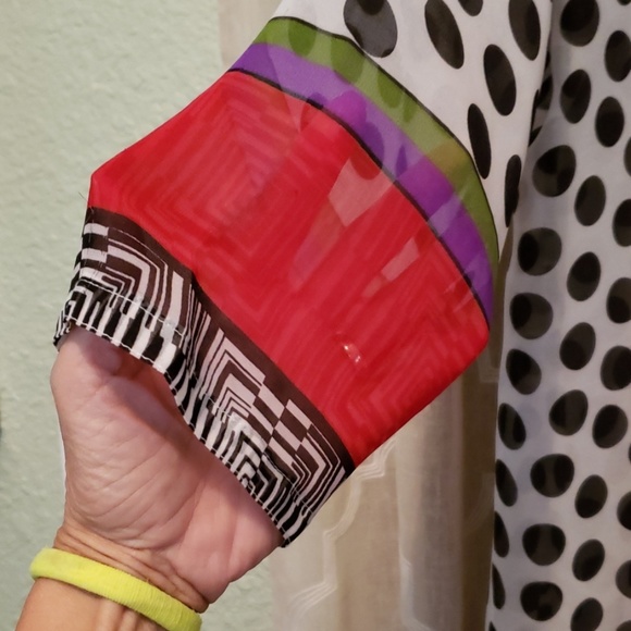 Tunic - Picture 5 of 5